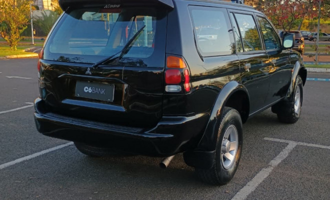 Mitsubishi Pajero Sport 3.0 4x2 V6 Mec./Aut. 2001 Gasolina-2