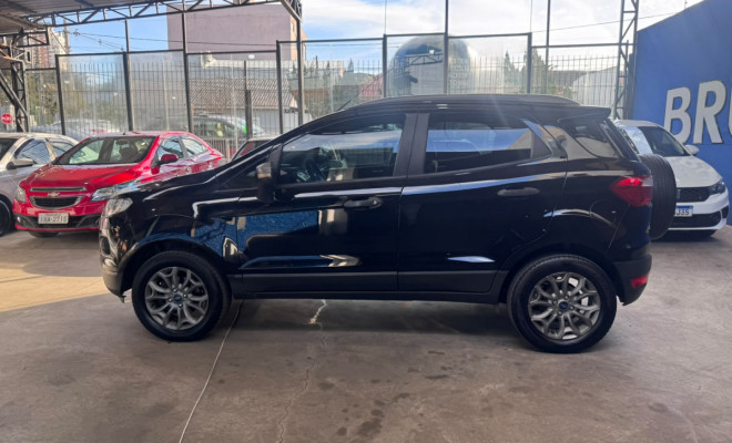 Ford EcoSport FREESTYLE 1.6 16V Flex 5p 2013 Flex-6