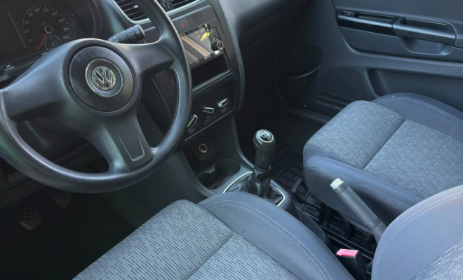 VW - VolksWagen Fox 1.0 Mi Total Flex 8V 5p 2013 Flex-1