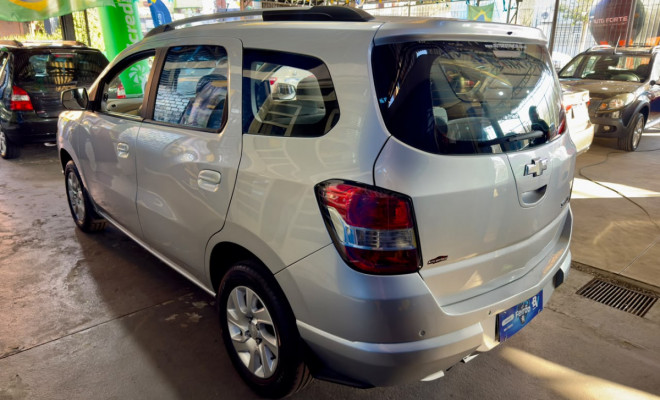 GM - Chevrolet SPIN LTZ 1.8 8V Econo.Flex 5p Aut. 2013 Flex-4