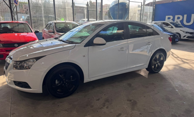 GM - Chevrolet CRUZE HB Sport LT 1.8 16V FlexP. 5p Aut 2012 Flex-2