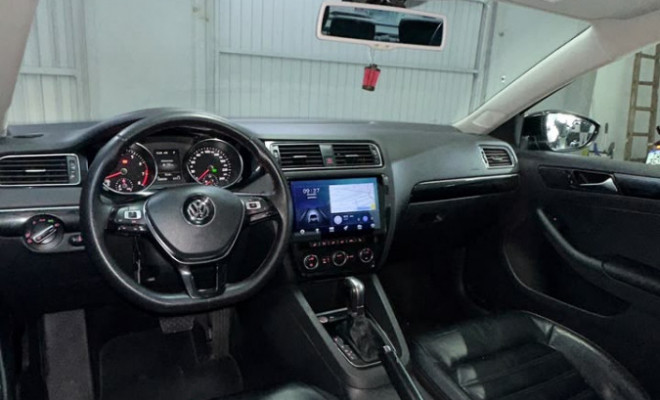VW - VolksWagen JETTA Highline 2.0 TSI 16V 4p Tiptronic 2016 Gasolina-10