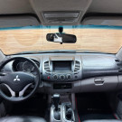 Mitsubishi L200 Triton HPE 3.2 CD TB Int.Diesel Aut 2010 Diesel-3
