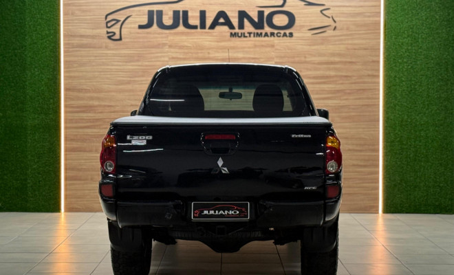 Mitsubishi L200 Triton HPE 3.2 CD TB Int.Diesel Aut 2010 Diesel-13