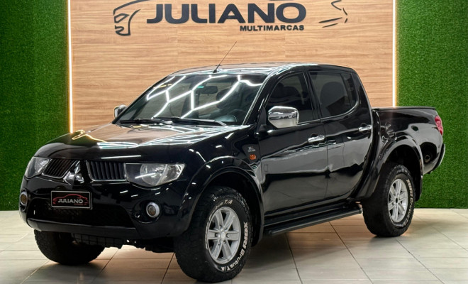 Mitsubishi L200 Triton HPE 3.2 CD TB Int.Diesel Aut 2010 Diesel-0