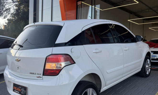 GM - Chevrolet AGILE LTZ 1.4 MPFI 8V FlexPower 5p 2012 Flex-7
