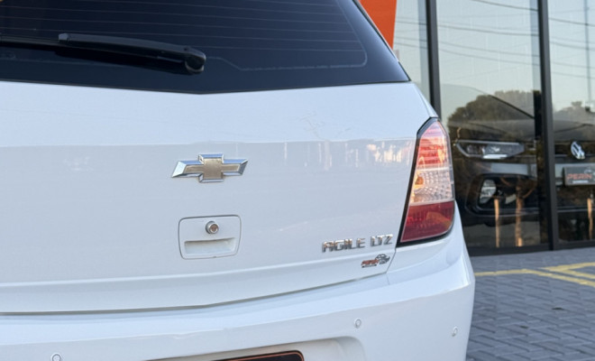 GM - Chevrolet AGILE LTZ 1.4 MPFI 8V FlexPower 5p 2012 Flex-10