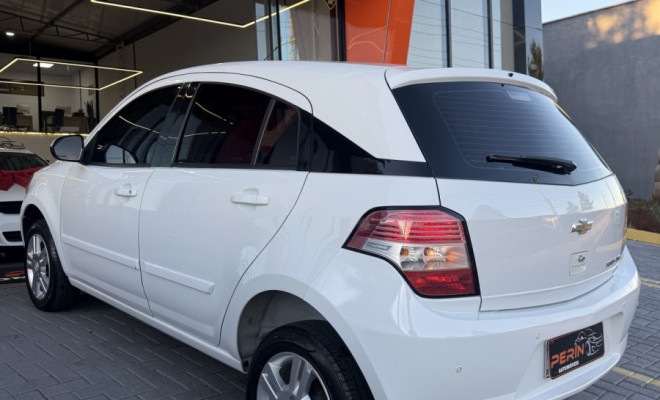 GM - Chevrolet AGILE LTZ 1.4 MPFI 8V FlexPower 5p 2012 Flex-5