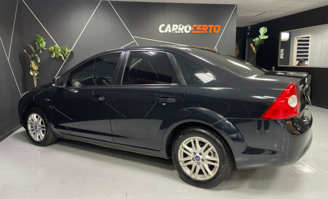 Ford Focus  2.0  Mec. 2013 Flex  Abaixo da fipe   SEM GARANTIA-3