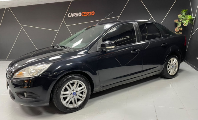 Ford Focus  2.0  Mec. 2013 Flex  Abaixo da fipe   SEM GARANTIA-1