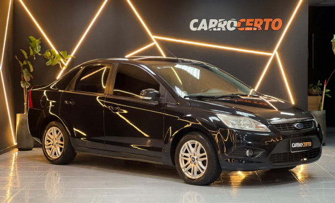 Ford Focus  2.0  Mec. 2013 Flex  Abaixo da fipe   SEM GARANTIA