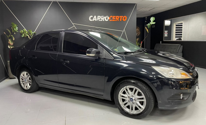 Ford Focus  2.0  Mec. 2013 Flex  Abaixo da fipe   SEM GARANTIA-0