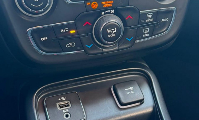 Jeep COMPASS LONGITUDE 2.0 4x2 Flex 16V Aut. 2018 Flex-4