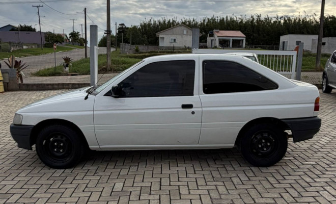 Ford Escort GL 1.6i / 1.6 1995 Gasolina