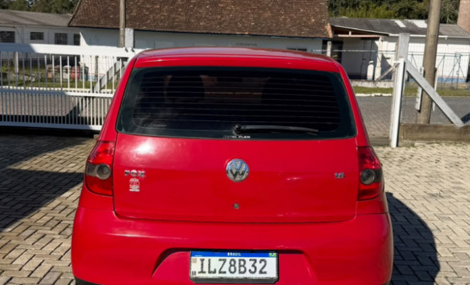 VW - VolksWagen Fox 1.6 Mi Total Flex 8V 5p 2014 Flex-0