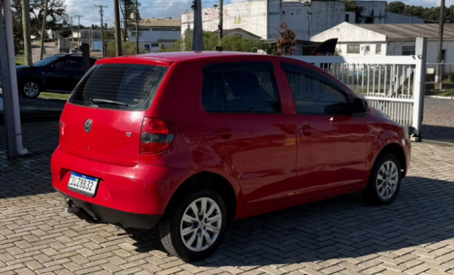 VW - VolksWagen Fox 1.6 Mi Total Flex 8V 5p 2014 Flex-1