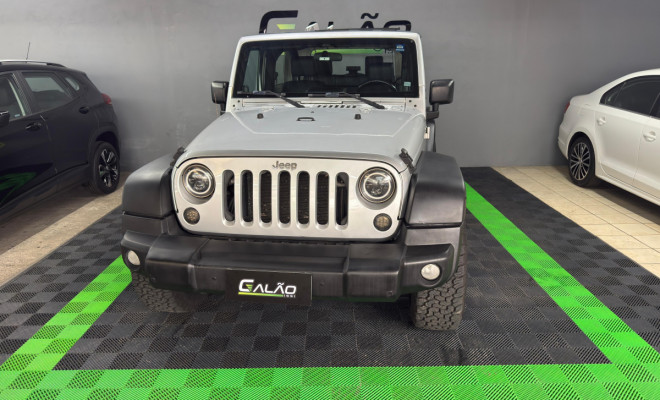 Jeep Wrangler Sport 3.8 V6 199cv 2010 Gasolina