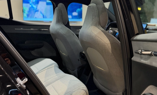 Volvo EX30 E60 Ultra (Elétrico) 2025 Elétrico-16