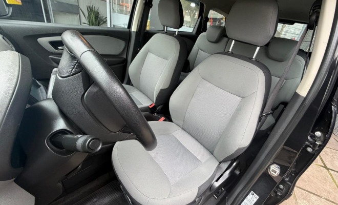 GM - Chevrolet SPIN LTZ 1.8 8V Econo.Flex 5p Aut. 2018 Flex-8