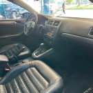VW - VolksWagen JETTA Highline 2.0 TSI 16V 4p Tiptronic 2012 Gasolina-12