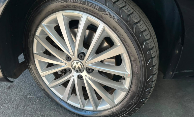 VW - VolksWagen JETTA Highline 2.0 TSI 16V 4p Tiptronic 2012 Gasolina-20