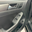 VW - VolksWagen JETTA Highline 2.0 TSI 16V 4p Tiptronic 2012 Gasolina-18