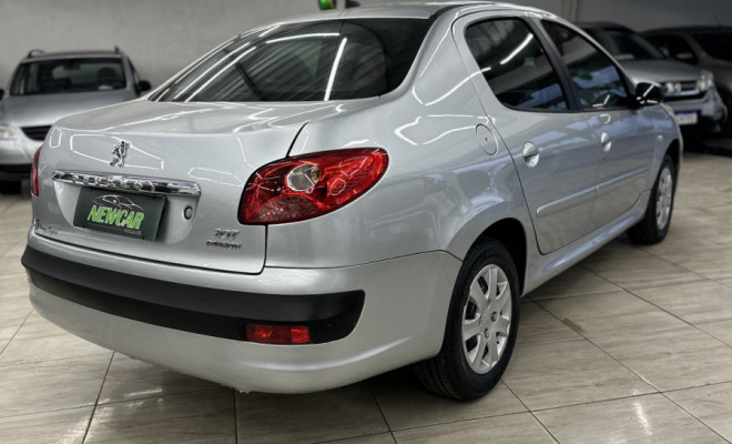 Peugeot 207 Sedan Passion XR 1.4 Flex 8V 4p 2010 Flex-2