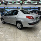 Peugeot 207 Sedan Passion XR 1.4 Flex 8V 4p 2010 Flex-4