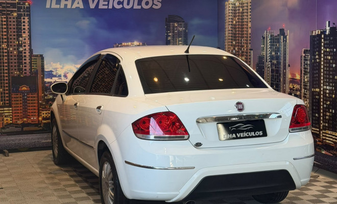 Fiat LINEA ESSENCE 1.8 Flex 16V 4p 2015 Flex-1