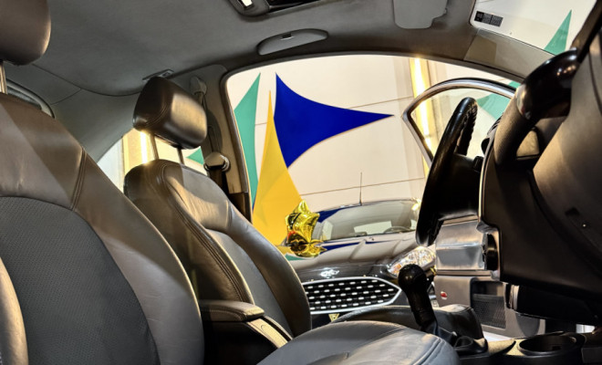 VW - VolksWagen New Beetle 2.0 Mi Mec./Aut. 2007 Gasolina-5