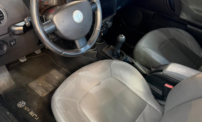 VW - VolksWagen New Beetle 2.0 Mi Mec./Aut. 2007 Gasolina-2