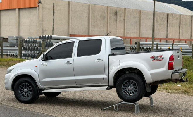 Toyota Hilux CD D4-D 4x4 3.0 TDI Dies. Mec. 2015 Diesel-4