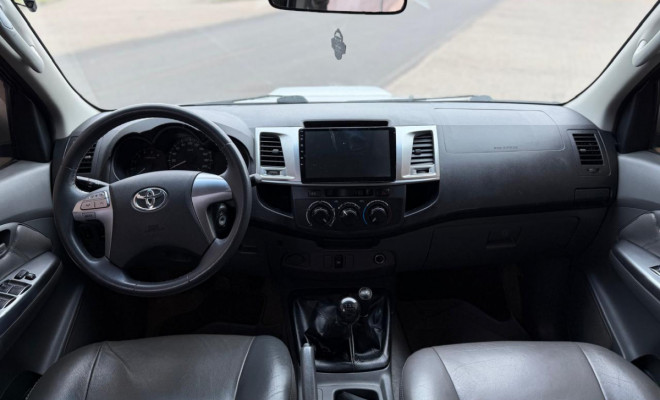 Toyota Hilux CD D4-D 4x4 3.0 TDI Dies. Mec. 2015 Diesel-9