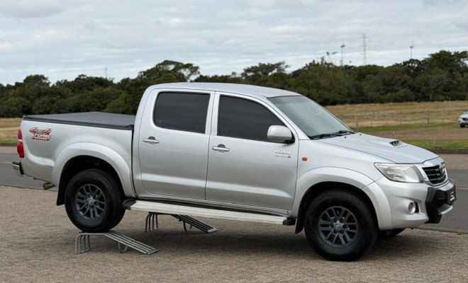 Toyota Hilux CD D4-D 4x4 3.0 TDI Dies. Mec. 2015 Diesel-1