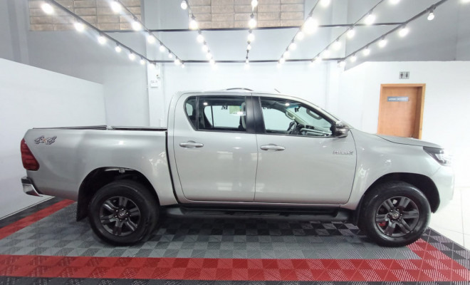 Toyota Hilux CD SR 4x4 2.8 TDI Diesel Aut. 2024 Diesel-5