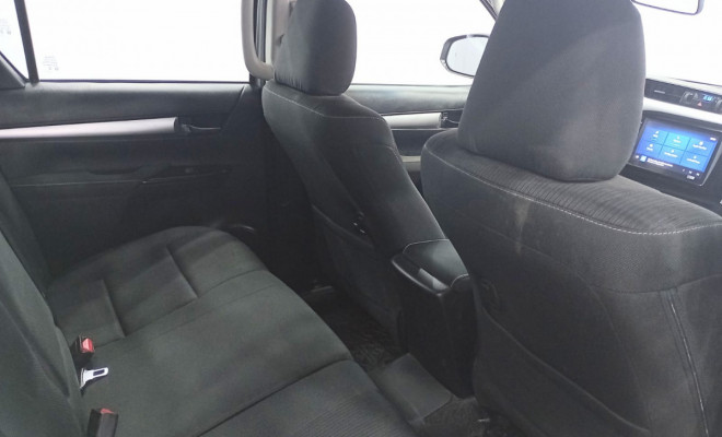 Toyota Hilux CD SR 4x4 2.8 TDI Diesel Aut. 2024 Diesel-10