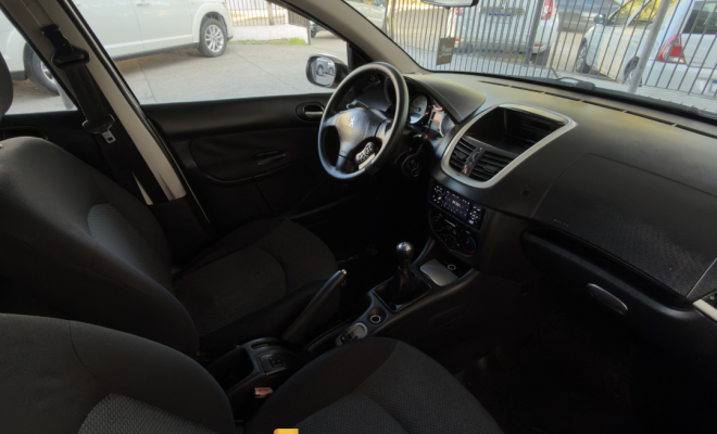 Peugeot 207 Sedan Passion XR 1.4 Flex 8V 4p 2012 Flex-3