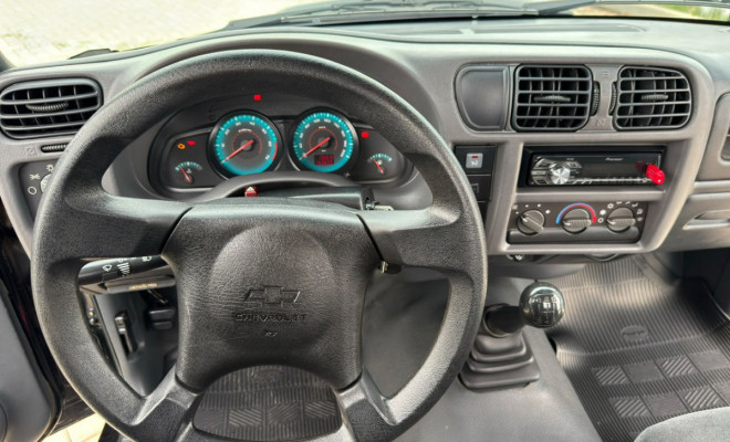 GM - Chevrolet S10 P-Up Advantage 2.4 MPFI F.Power CS 2011 Flex-5
