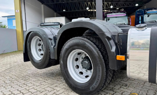 VOLVO FH-540 GLOBETROTTER 6x4 2p (diesel) (E5) 2021 Diesel-4