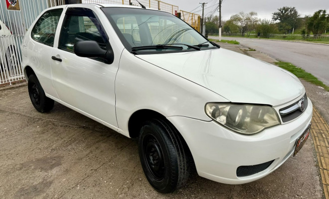 Fiat Palio 1.0 Celebr. ECONOMY F.Flex - 2013-0