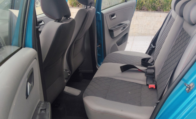 VW - VolksWagen Fox Highline I MOTION 1.6 Flex 16V 5p 2015 Flex-12