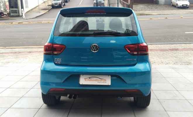 VW - VolksWagen Fox Highline I MOTION 1.6 Flex 16V 5p 2015 Flex-4