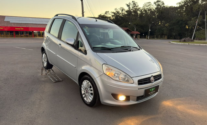Fiat Idea ATTRACTIVE 1.4 Fire Flex 8V 5p 2012 Flex-1