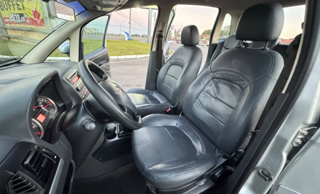Fiat Idea ATTRACTIVE 1.4 Fire Flex 8V 5p 2012 Flex-4