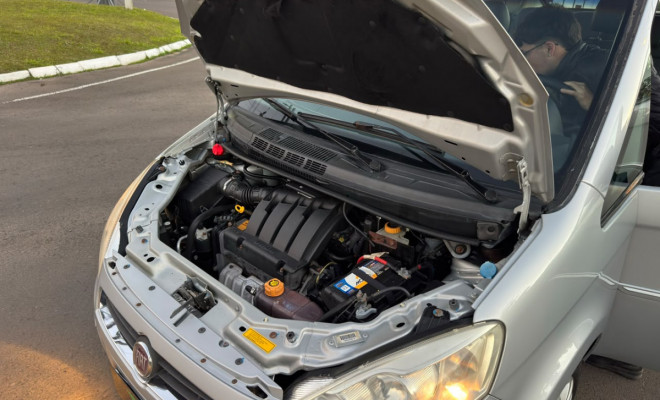 Fiat Idea ATTRACTIVE 1.4 Fire Flex 8V 5p 2012 Flex-14