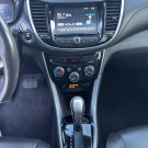 Tracker LTZ 1.4T Aut. 2017 - Completíssima e com Visual Imponente!-6