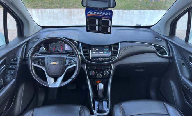 Tracker LTZ 1.4T Aut. 2017 - Completíssima e com Visual Imponente!-11
