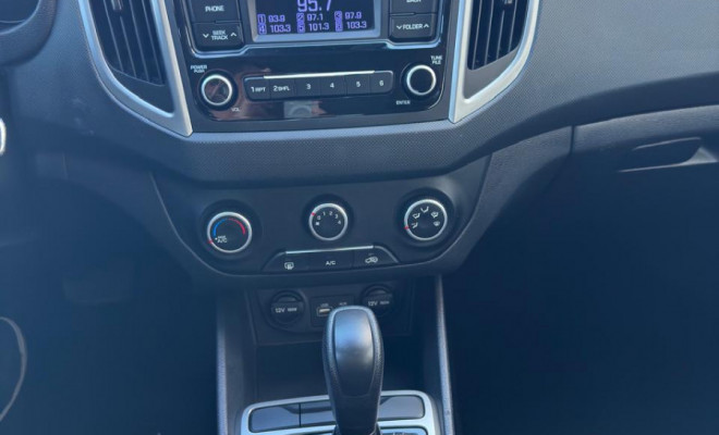 Creta Action 1.6 Aut. 2021 - Conforto e Estilo no Segmento dos SUVs!-13