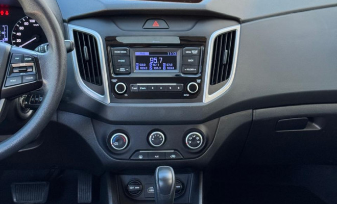 Creta Action 1.6 Aut. 2021 - Conforto e Estilo no Segmento dos SUVs!-4