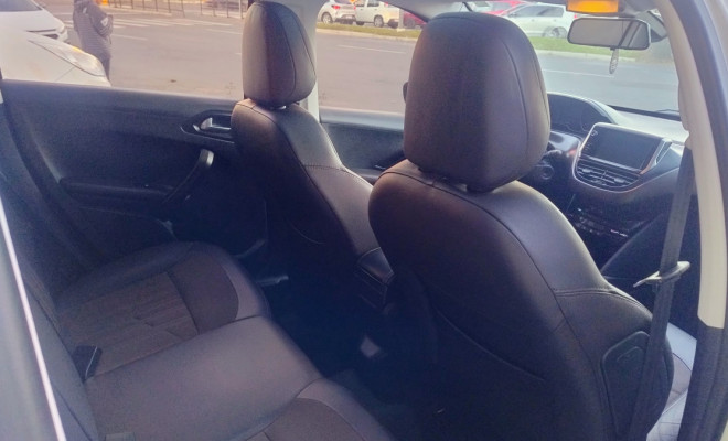 Peugeot 2008 Griffe 1.6 Flex 16V 5p Aut. 2016 Flex-11